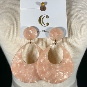 Charming Charlie Peach Dangle Post Back Earrings